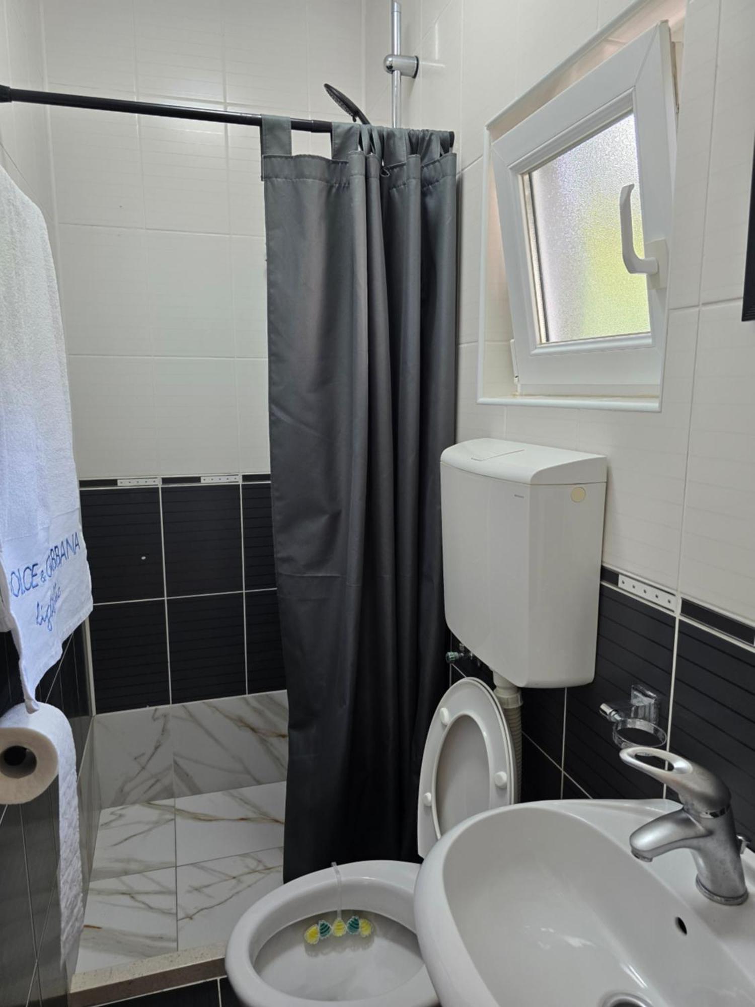 Apartmani Cirovic Luxury Herceg Novi Kültér fotó